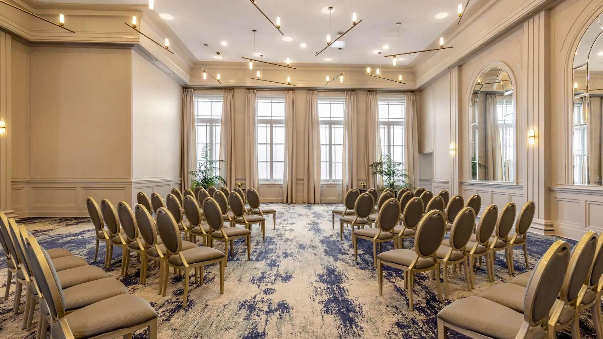 Fairmont Palliser Calgary Hotel