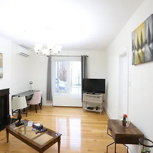 https://elegant-suite-at-bloor-bathurst-toronto.hotelstorontoontario.org