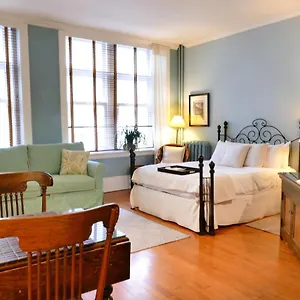 https://les-immeubles-charlevoix-le-perchoir-1018.hotelsquebeccity.net